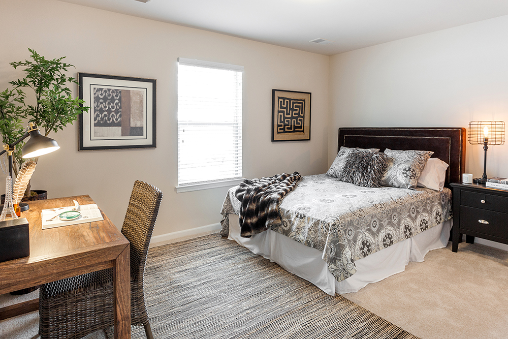 Layouts of Our Ranch-Style Apartments - Cascade Pointe of Saline - CascadePointeApartmentsSalineMISecondBedroom_3577
